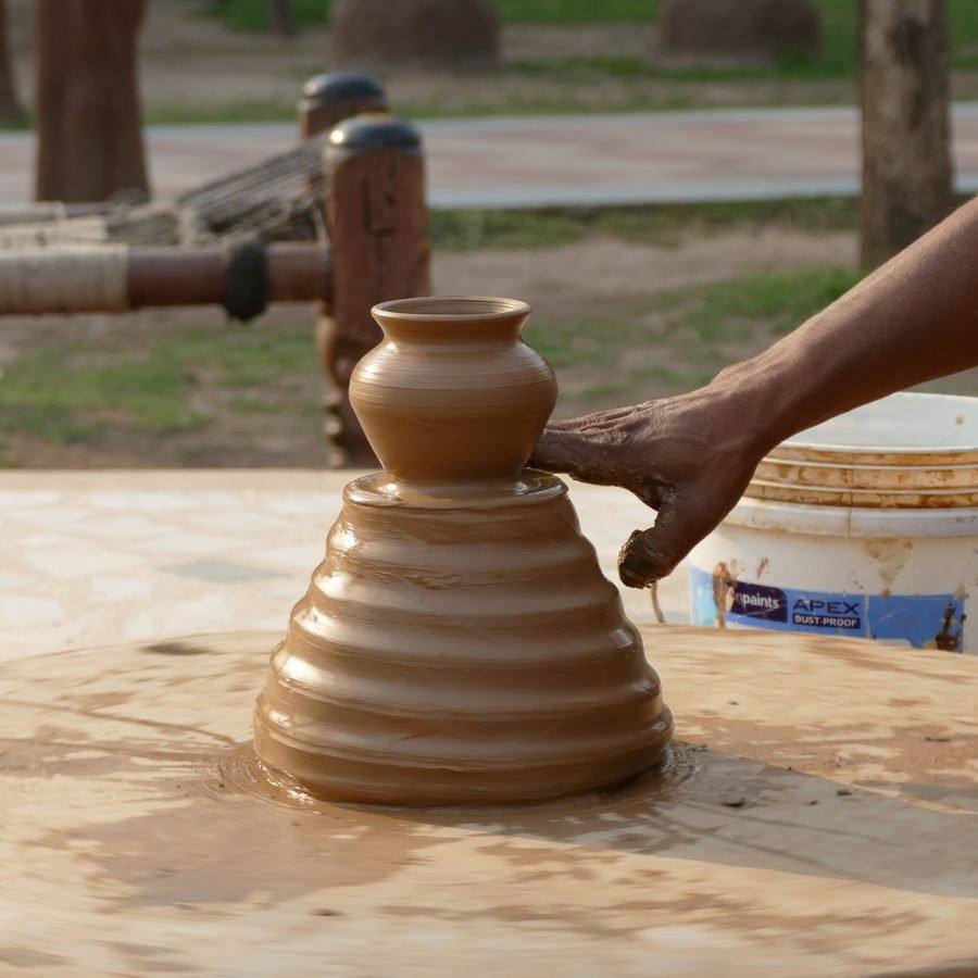 ورشة أبريل